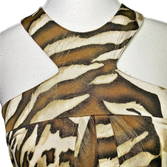 Dasuk Designs Shimmer Animal Print Tank Top - Picture 3 of 14